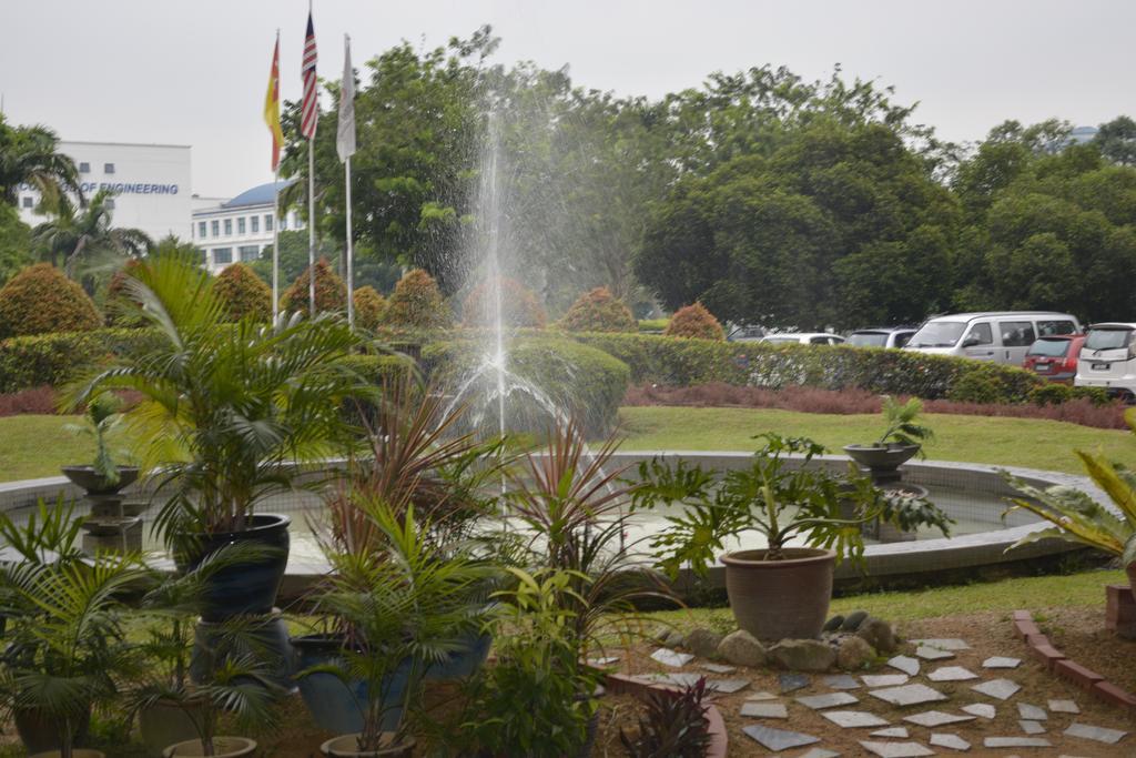 Rhr Hotel At Uniten Kajang Εξωτερικό φωτογραφία