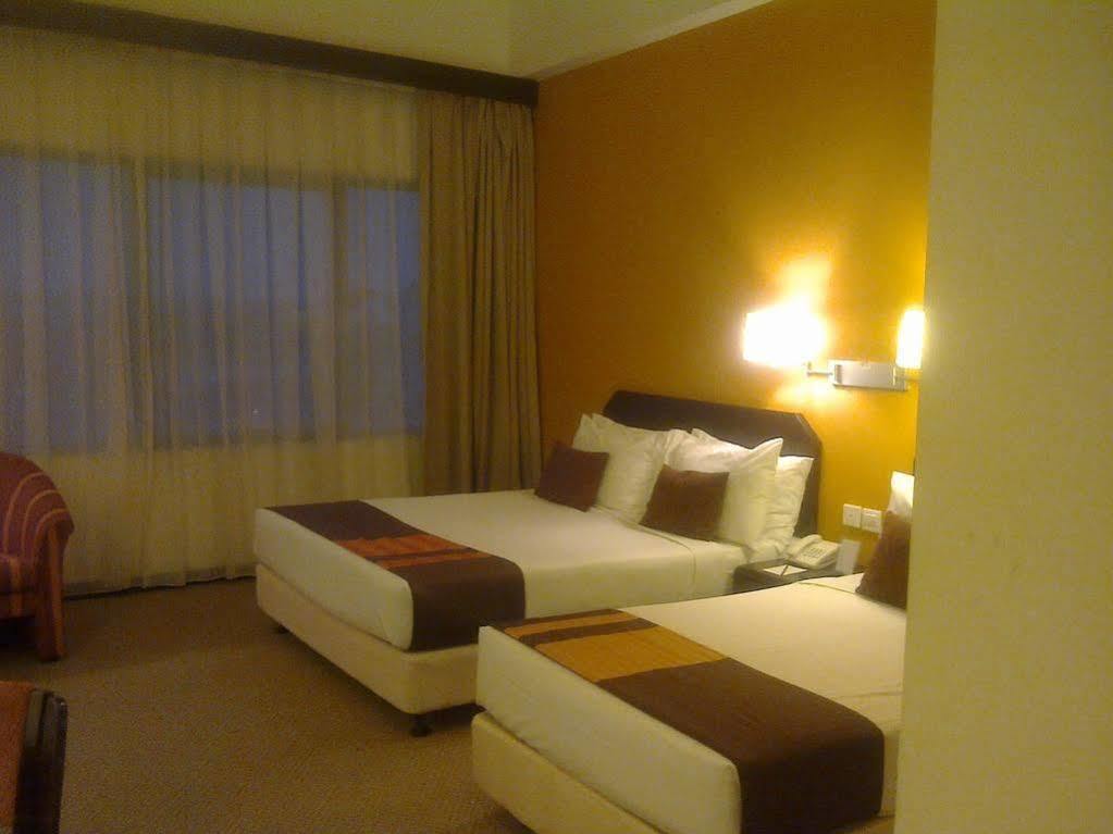 Rhr Hotel At Uniten Kajang Εξωτερικό φωτογραφία